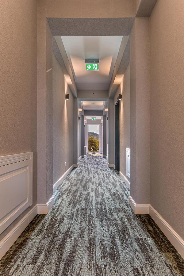 Stejarii Resort Ineu  Екстер'єр фото