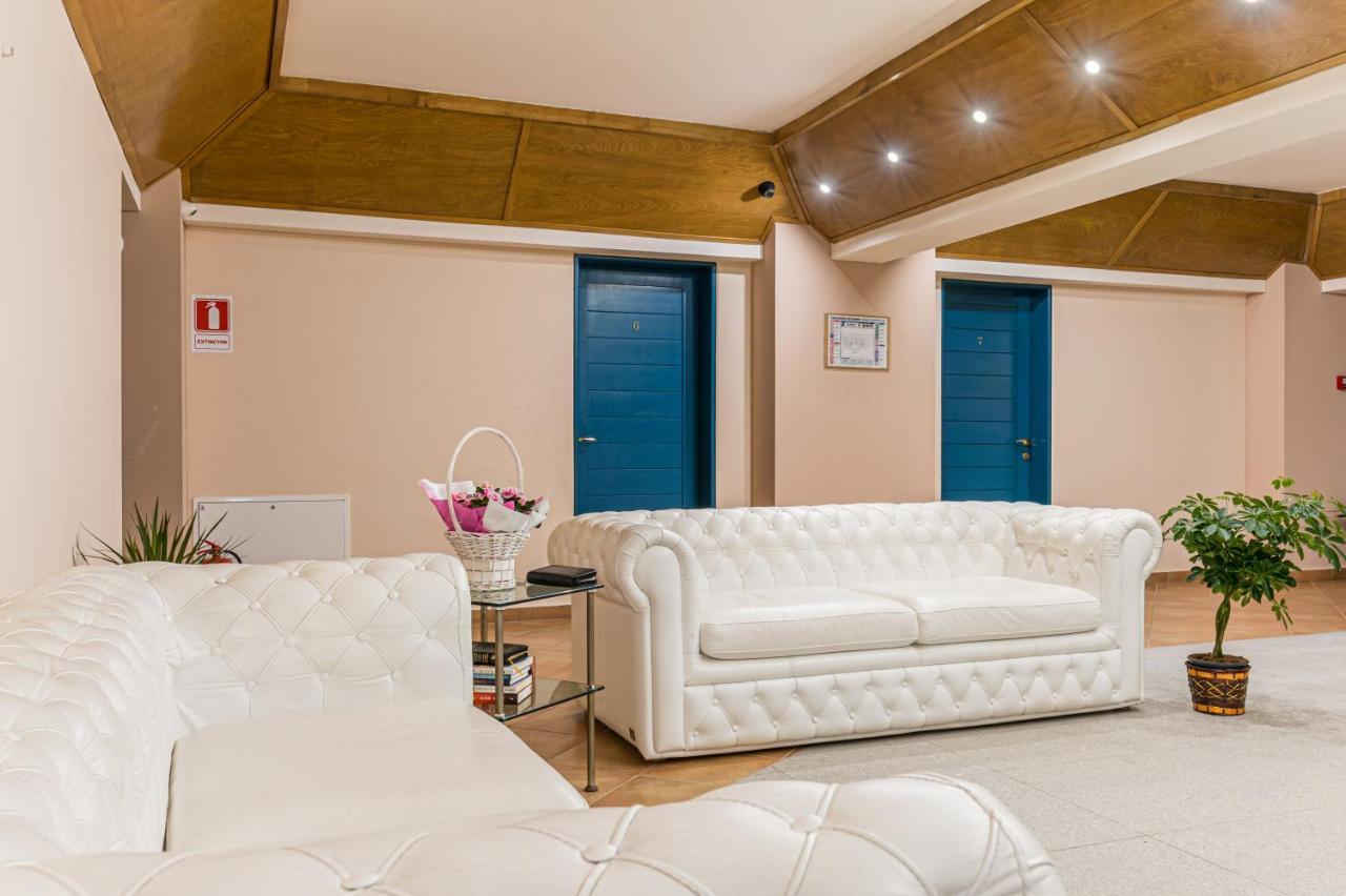 Stejarii Resort Ineu  Екстер'єр фото