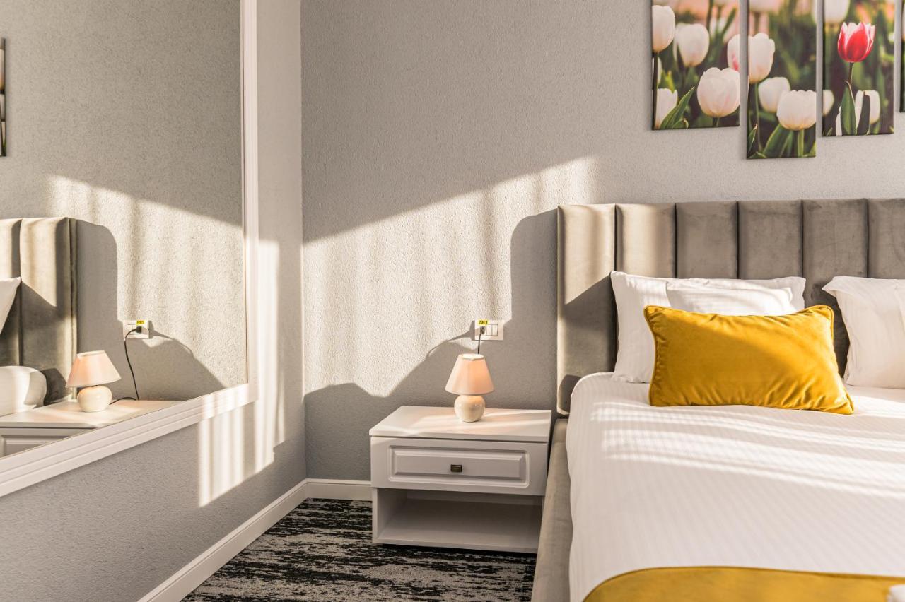 Stejarii Resort Ineu  Екстер'єр фото