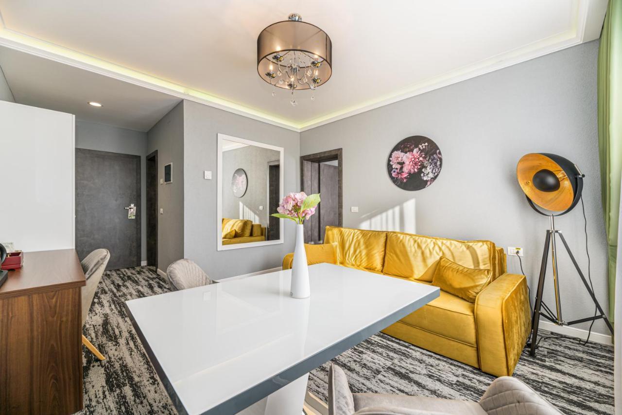 Stejarii Resort Ineu  Екстер'єр фото