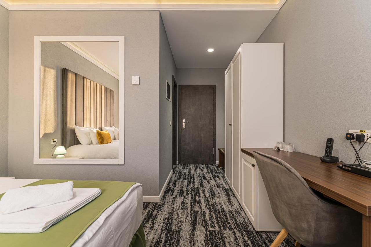 Stejarii Resort Ineu  Екстер'єр фото