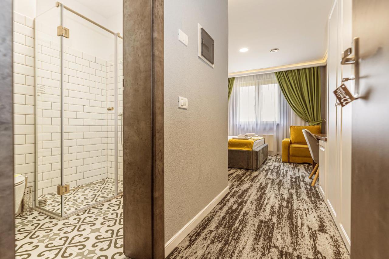Stejarii Resort Ineu  Екстер'єр фото